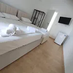 Inna 아파트 Sarandë